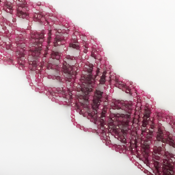 Rubin kostka fasetowana 2,5x2,5mm