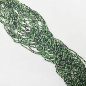 Zoisyt z rubinem kulka fasetowana 2,5mm Zoisyt z rubinem kulka fasetowana 2,5mm