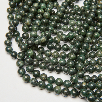 Zielony kianit kulka gładka 10,5mm