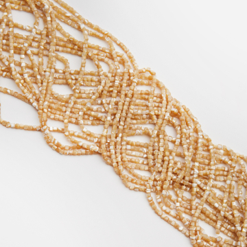 Masa perłowa beżowa kostka fasetowana 2,5mm