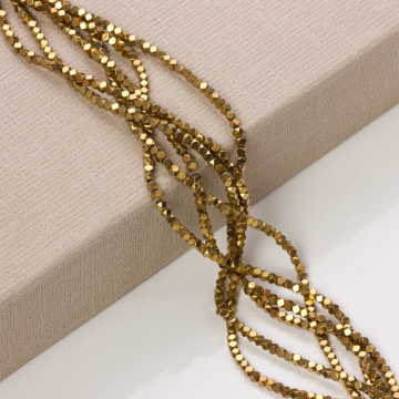 Hematyt platerowany kostka ścięta gold 2,5x2,5mm