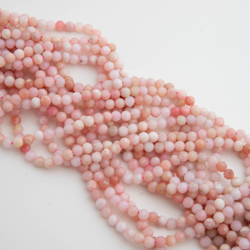 Opal różowy kulka fasetowana 4,5mm