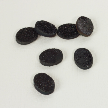 Kwarc tytanowy platerowany druzy owal czarny 20x15mm