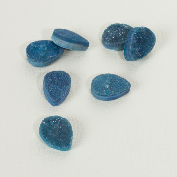 Kwarc tytanowy platerowany druzy łezka ocean blue 18x13mm