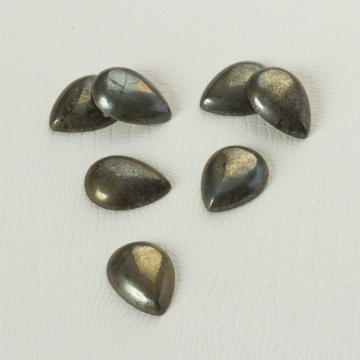 Piryt kaboszon łezka 20x15mm