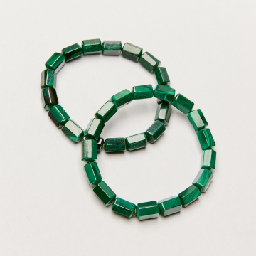 Bransoletka na gumce z malachitu naturalnego 7,5x11mm