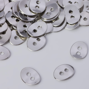 Koralik z dwoma dziurkami koloru srebrnego 13,5x10,5mm