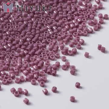 Koraliki Miyuki Delica 11/0 Opaque Lilac Glazed Luster