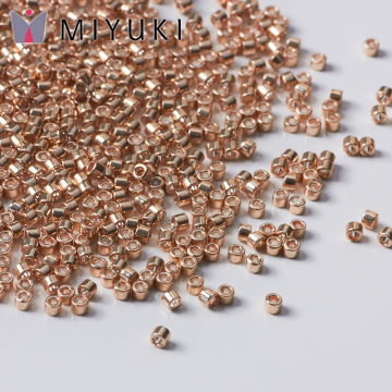Koraliki Miyuki Delica 11/0 Galvanized Champagne Koraliki Miyuki Delica 11/0 Galvanized Champagne
