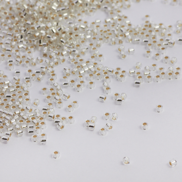 Koraliki Miyuki Delica 11/0 Silver Lined Crystal 11/0