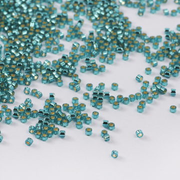 Koraliki Miyuki Delica 11/0 Silver Lined Caribean Teal 11/0