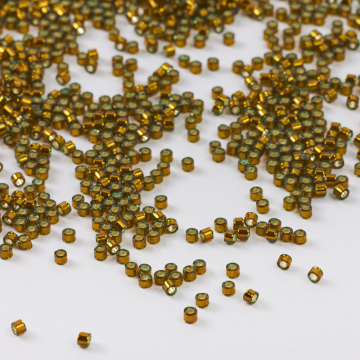 Koraliki Miyuki Delica 11/0 Dyed Silver Lined Golden Olive 11/0