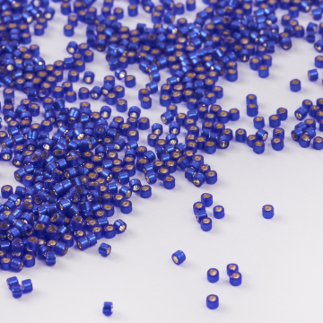 Koraliki Miyuki Delica 11/0 Dyed Semi Matte Silver Lined Cobalt 11/0