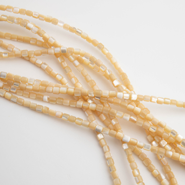 Masa perłowa złocista walec opalizujący 3,5x3,5mm