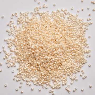 Koraliki Matsuno 9/0 Opaque Cream