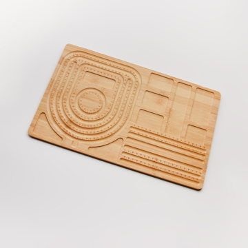 Drewniana tablica do projektowania wielu naszyjników 44,5x28cm