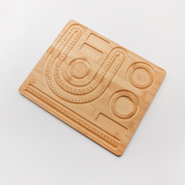 Drewniana tablica do projektowania wielu naszyjników 35x28,5cm