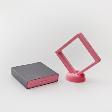 Ekspozytor z membraną ramka 3D różowa z etui 9x9cm
