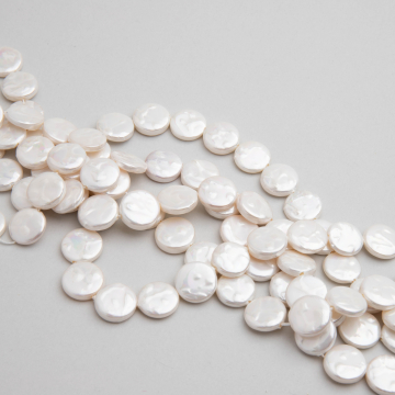 Perły ceramiczne moneta biała 12mm