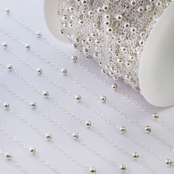 Łańcuszek metalowy z kuleczkami srebrny 2x2,5mm