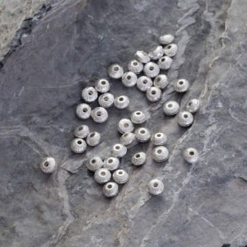 Srebrny satynowy koralik AG925 4mm