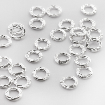 Srebrne kółko ozdobne pogniecione AG925 8mm