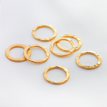 Srebrne kółko ozdobne pogniecione AG925 pozłacane 12mm