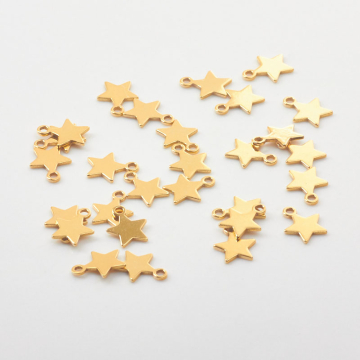 Srebrna zawieszka gwiazdka AG925 pozłacana 6,5mm