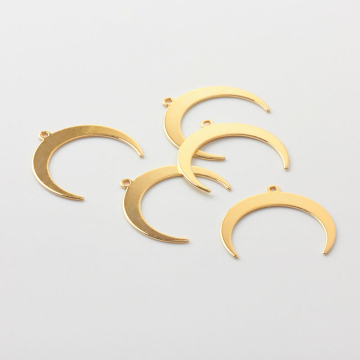 Srebrna zawieszka do naszyjników róg obfitości AG925 pozłacana 17mm