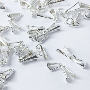 Srebrna krawatka diamentowa razem z łapaczkami AG925 22mm