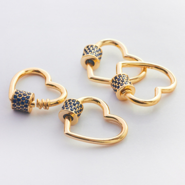 Srebrne ozdobne zapięcie serce z cyrkoniami niebieskimi AG925 18mm