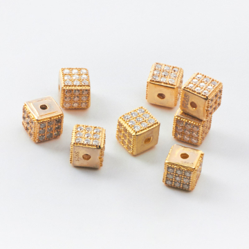 Srebrna przekładka kostka z cyrkoniami AG925 pozłacana 5mm