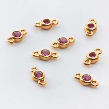 Srebrny łącznik oczko z bordową cyrkonią AG925 8mm