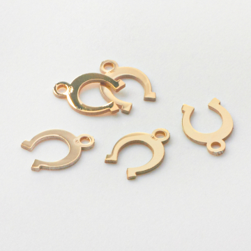 Srebrna mini zawieszka podkowa AG925 pozłacana 7mm