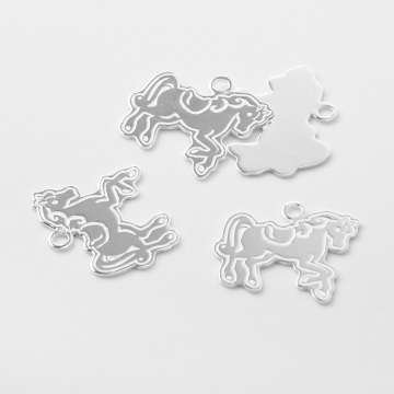 Srebrna zawieszka koń AG925 13,5mm