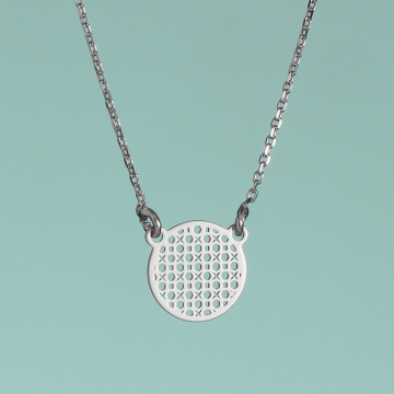 Naszyjnik rodowany z zawieszką ażurową AG925 42.5 cm