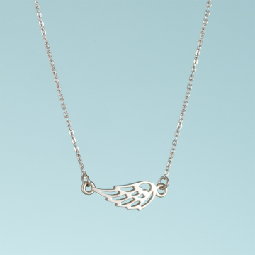 Srebrny rodowany naszyjnik z ażurowym skrzydłem anioła,  AG925 44cm