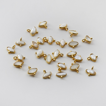 Srebrna zawieszka perła naturalna w srebrnym okuciu AG925 pozłacana 7mm