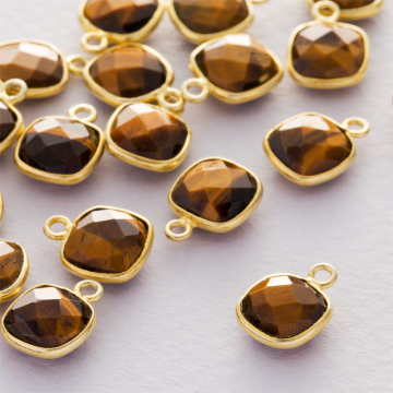 Tygrysie oko kwadrat fasetowany zawieszka w okuciu pozłacanym AG925  8mm