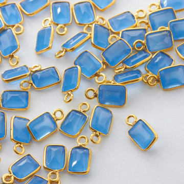 Zawieszka chalcedon niebieski fasetowany w okuciu pozłacanym AG925 7x5mm