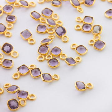 Ametyst kwadratowy fasetowany zawieszka w okuciu AG925 4mm