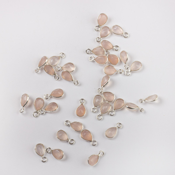 Chalcedon różowy łezka fasetowana w okuciu zawieszka AG925 7mm