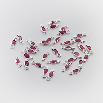 Srebrna zawieszka rubin w srebrnym okuciu AG925 4,5mm