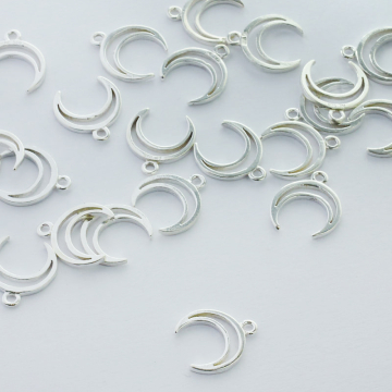 Srebrna zawieszka róg obfitości wycięty AG925 14 mm