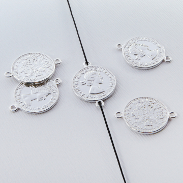 Srebrna moneta łącznik Elżbieta II Dei Gratia Regina 17mm