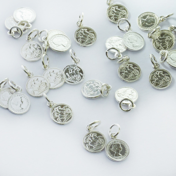 Srebrna zawieszka mini moneta AG925 8mm