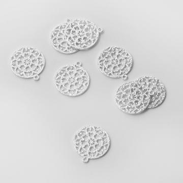 Srebrna zawieszka ażurowa AG925 18,5mm