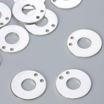 Srebrna celebrytka kółko wycięte 15mm AG925