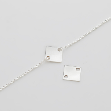 Srebrna zawieszka celebrytka kwadrat 12mm AG925