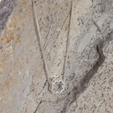 Srebrny koralik rodowany koniczynka 7mm AG925